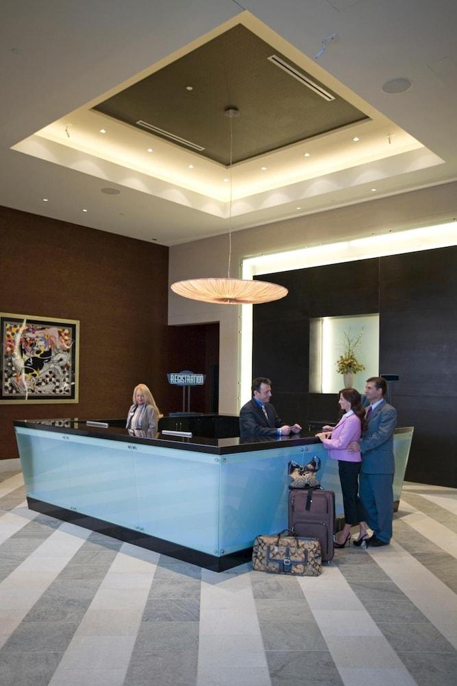 Le Merigot At Tropicana Evansville Exterior photo